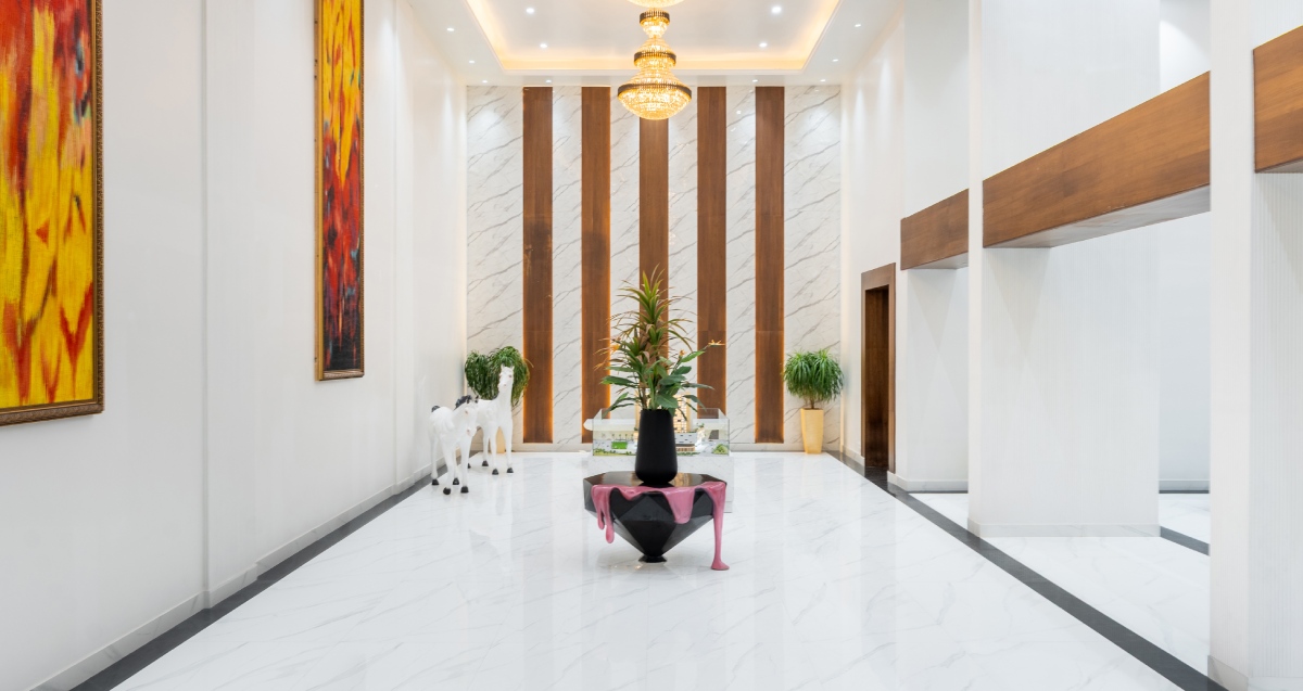 Le Skylark Kothrud luxury lobby interior with modern decor